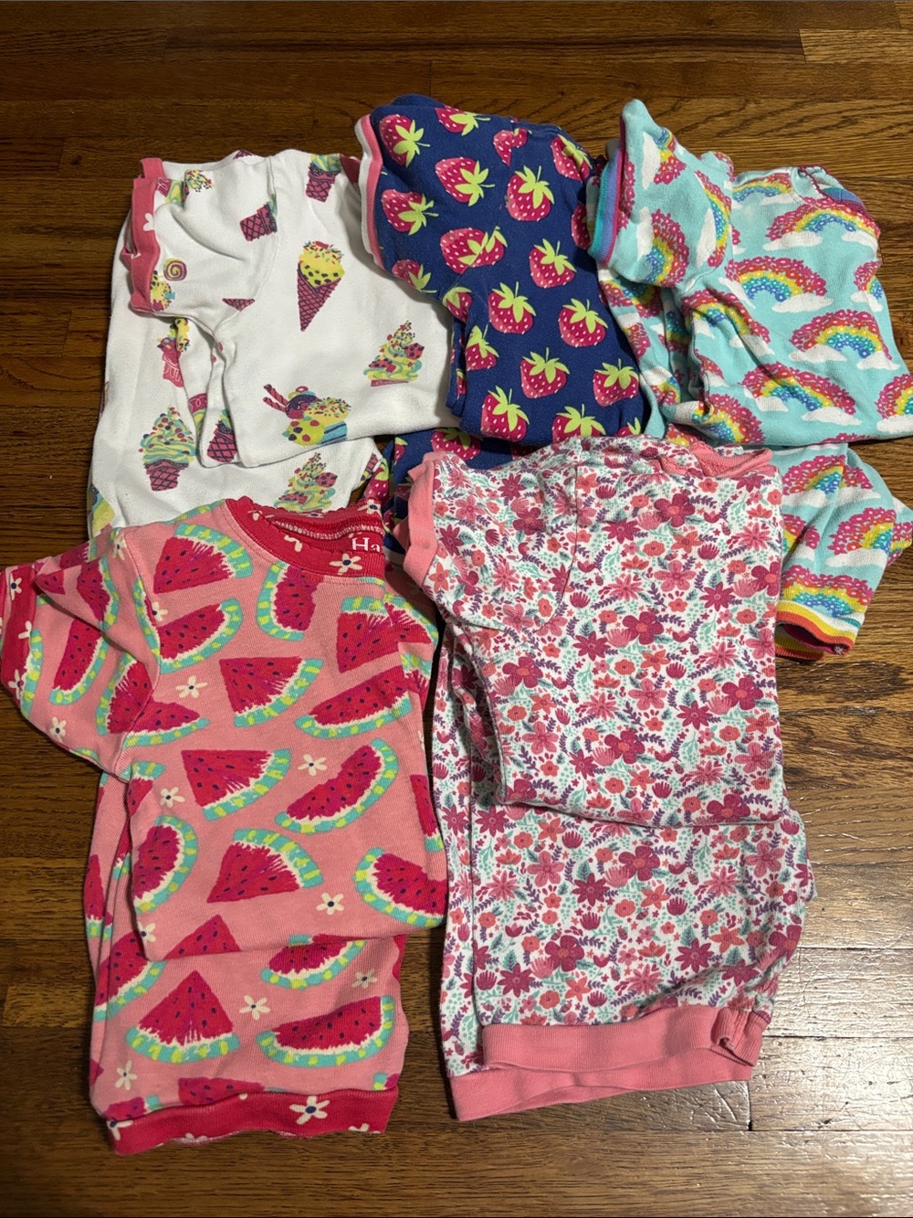 Hatley girls 100% organic cotton short sleeve and shorts pajamas